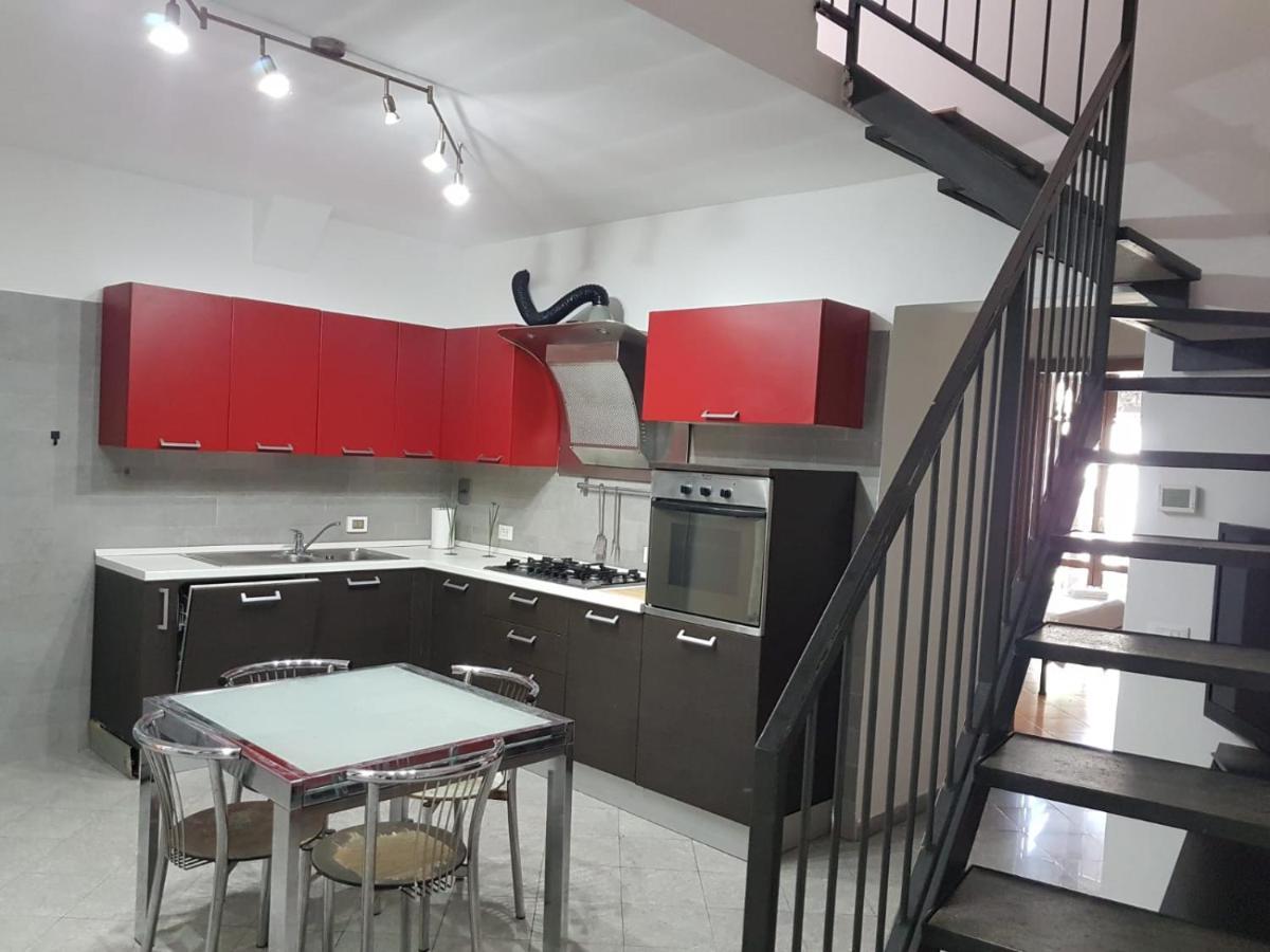リヴォルノCasa N 2 Con Parcheggio Privato E Colonnina Ricaricaアパートメント エクステリア 写真