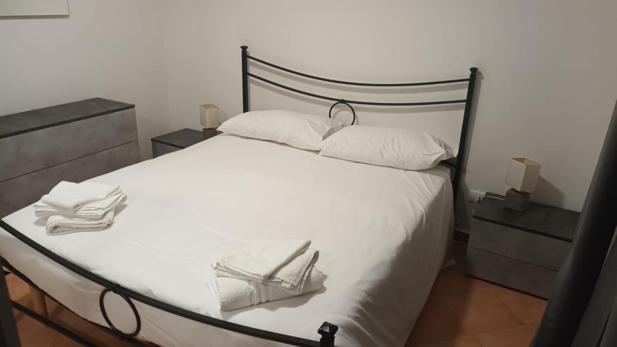リヴォルノCasa N 2 Con Parcheggio Privato E Colonnina Ricaricaアパートメント エクステリア 写真